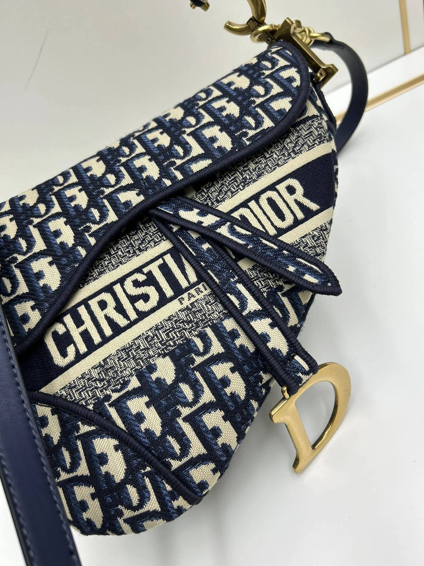 Elegant 9406 Christian Dior AAA Quality Messenger Bags For Women