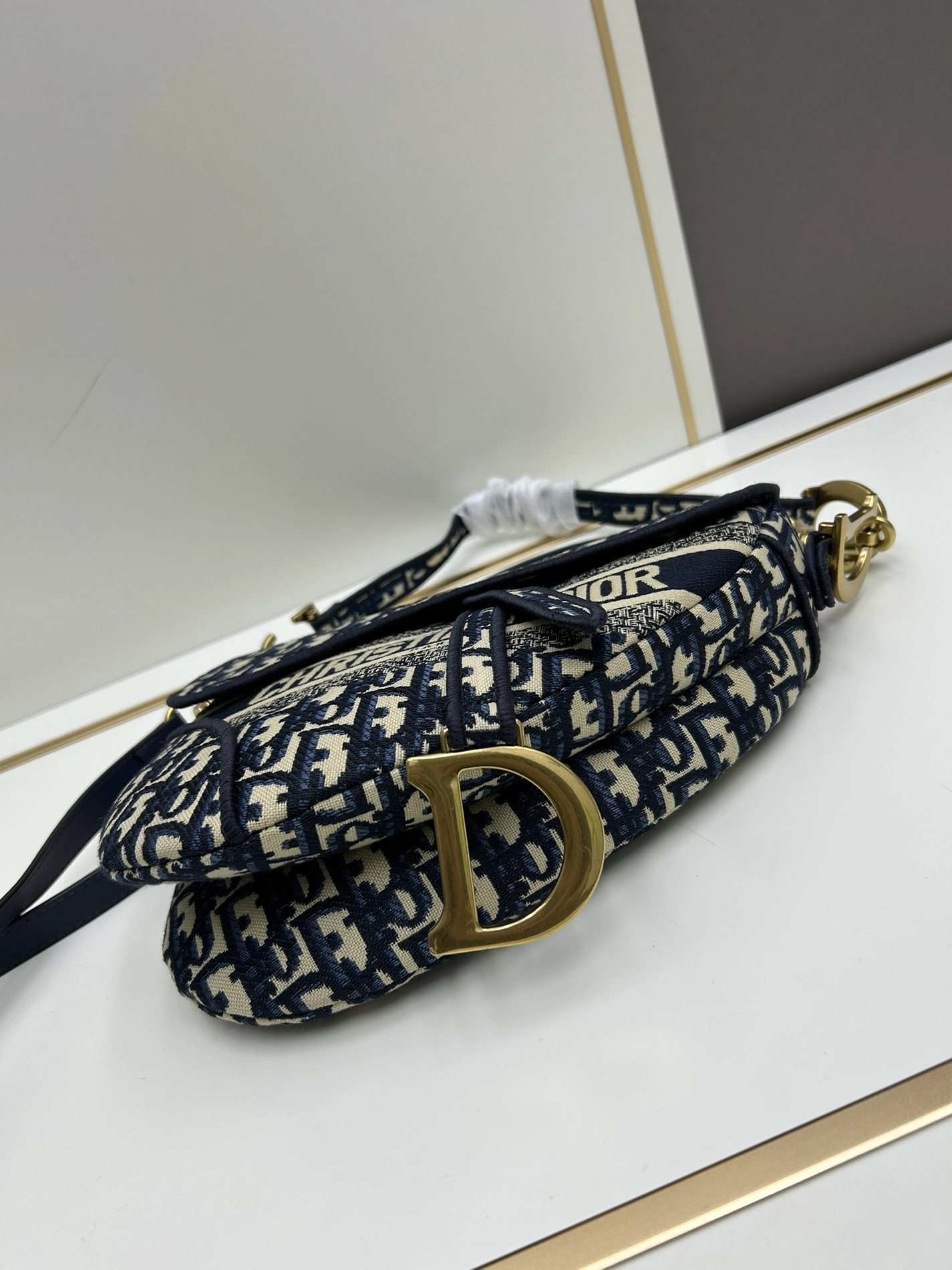 Elegant 9406 Christian Dior AAA Quality Messenger Bags For Women
