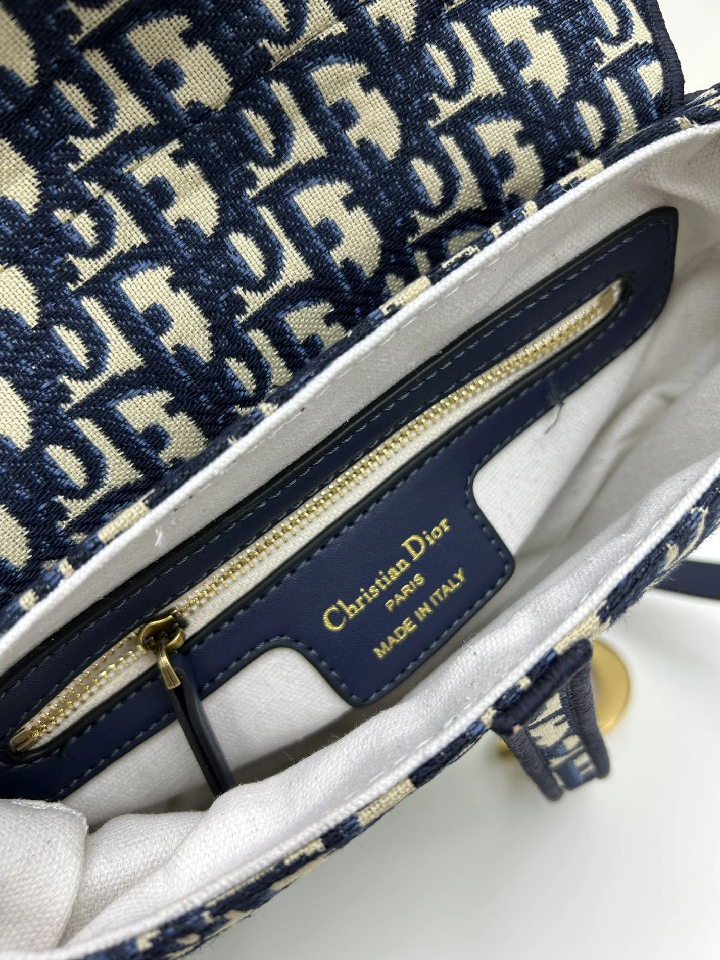 Elegant 9406 Christian Dior AAA Quality Messenger Bags For Women