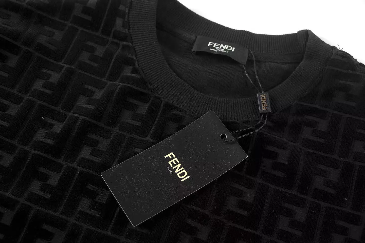 Elegant 9438 Fendi T-Shirts Short Sleeved For Unisex