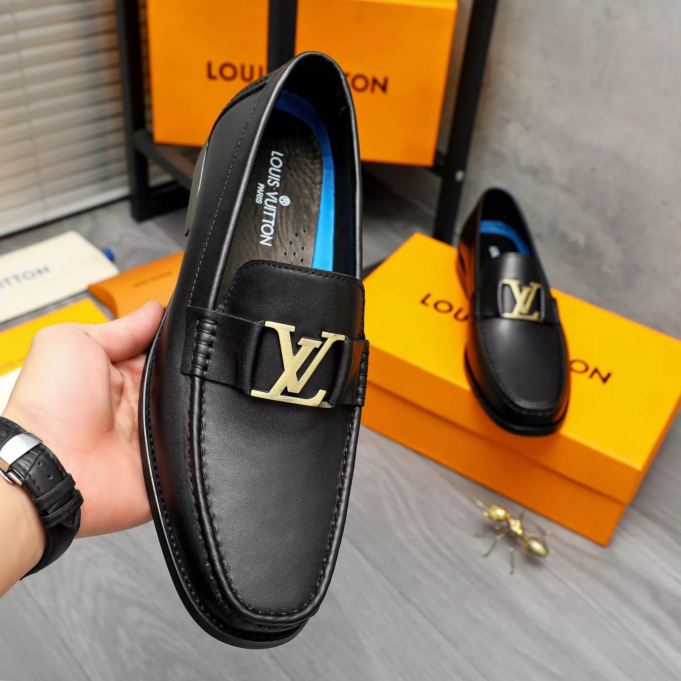 Elegant 9708 Louis Vuitton LV Oxfords Shoes For Men