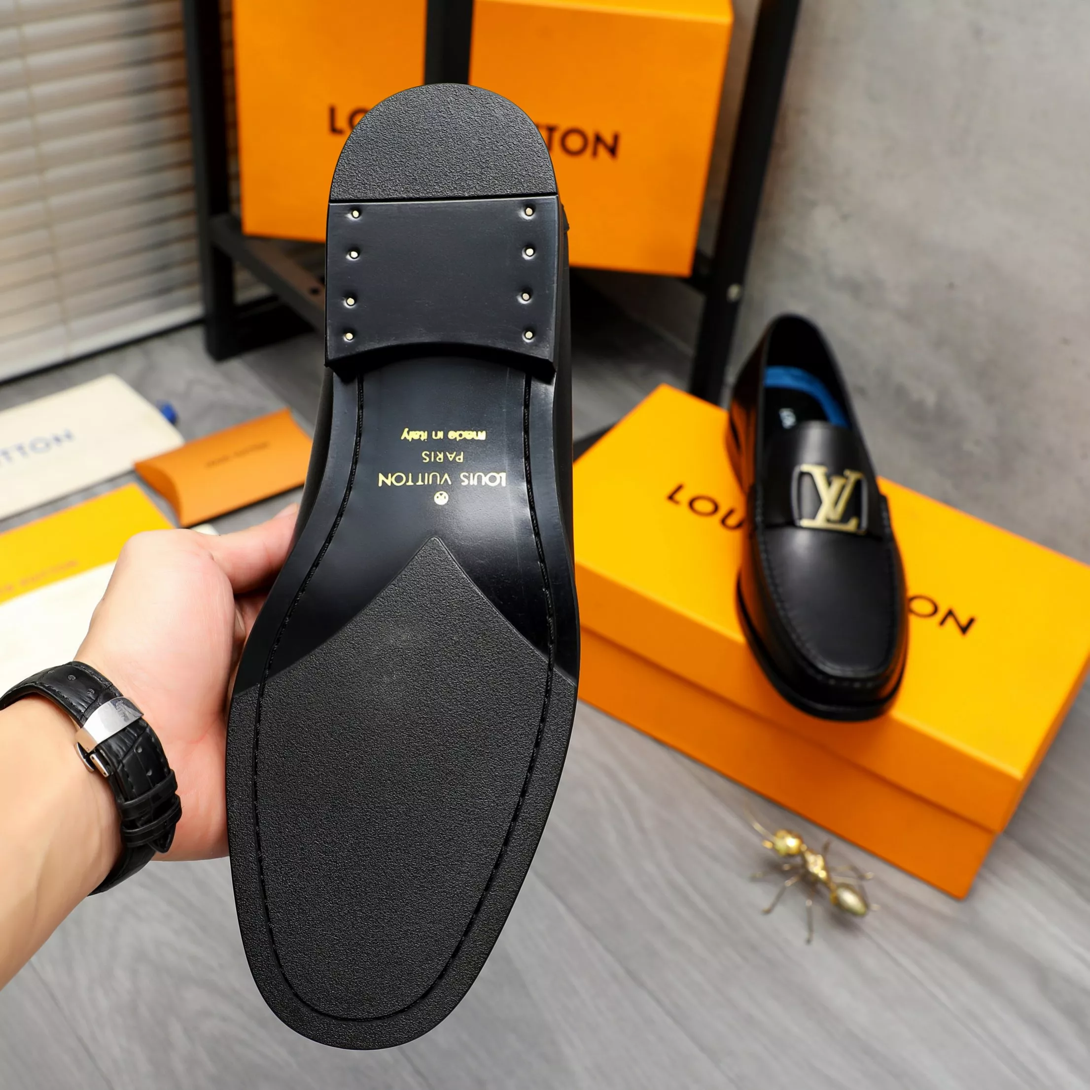 Elegant 9708 Louis Vuitton LV Oxfords Shoes For Men