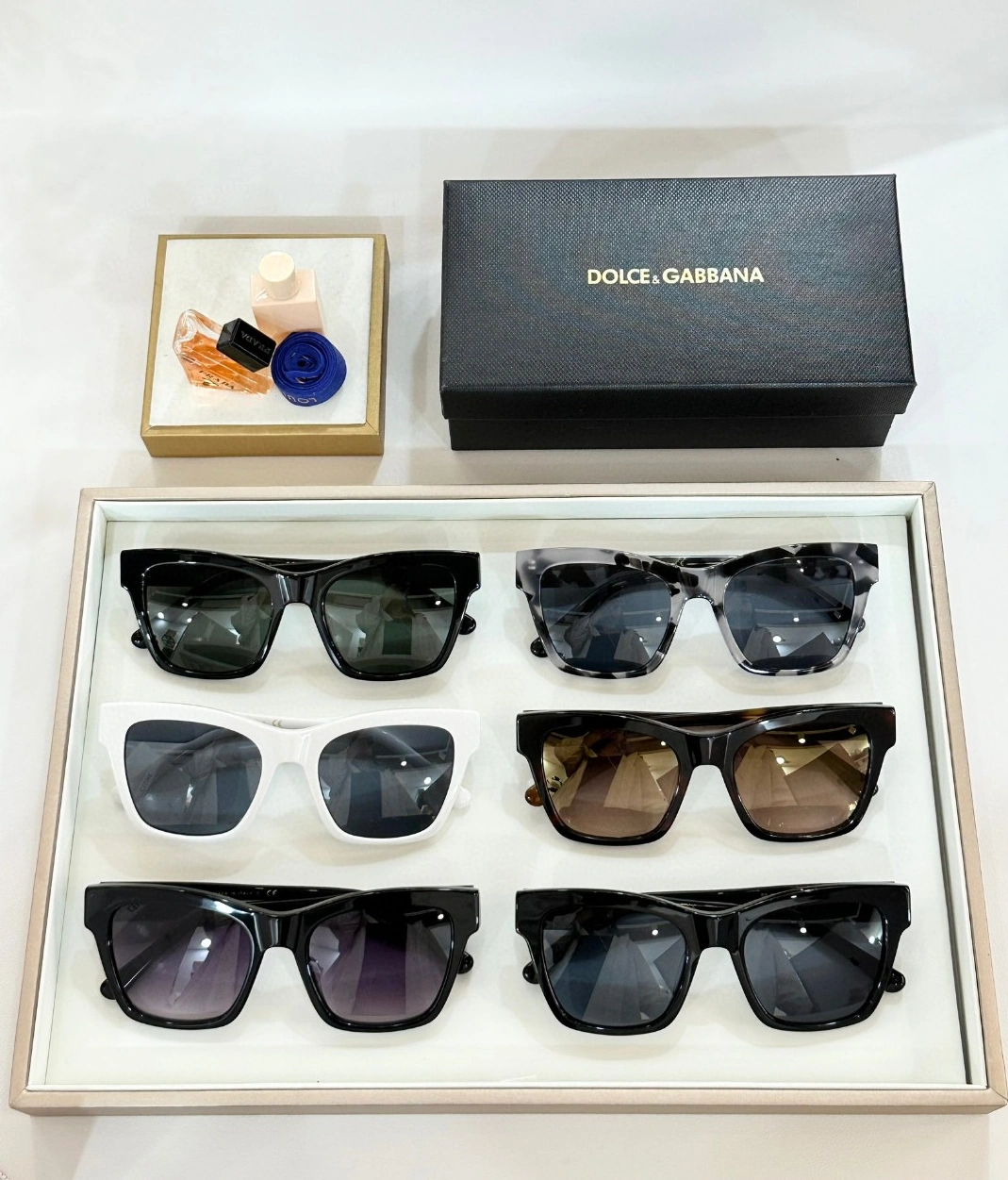 Elegant 9745 Dolce & Gabbana AAA Quality Sunglasses