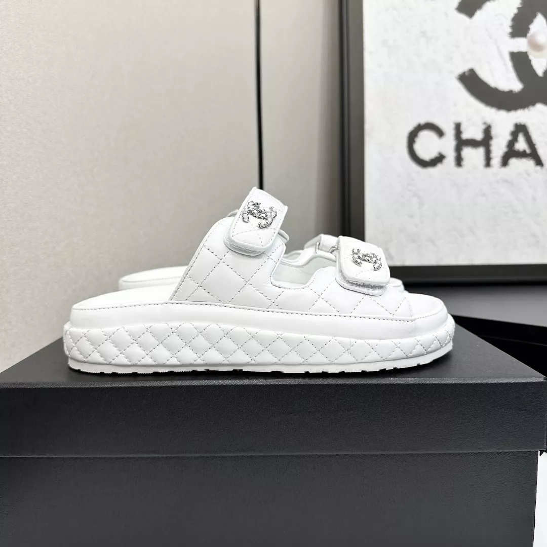 Elegant 9878 Chanel Slippers For Women