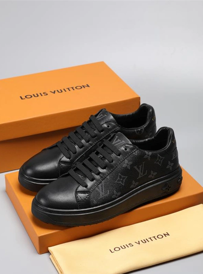 Elegant 9879 Louis Vuitton LV Casual Shoes For Men