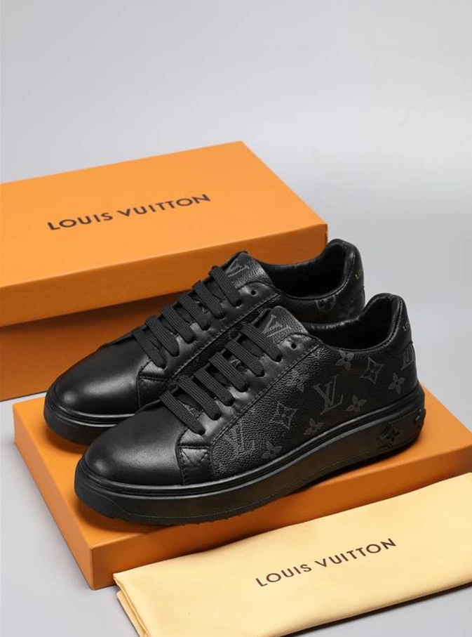 Elegant 9879 Louis Vuitton LV Casual Shoes For Men