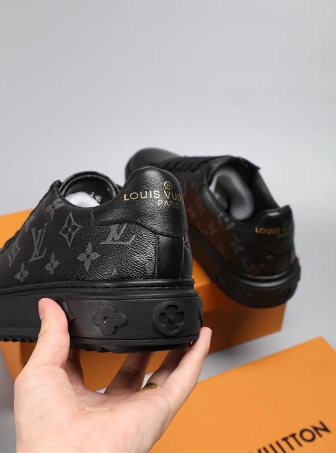 Elegant 9879 Louis Vuitton LV Casual Shoes For Men