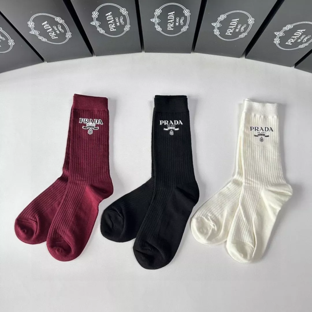 Elegant 9933 Prada Socks