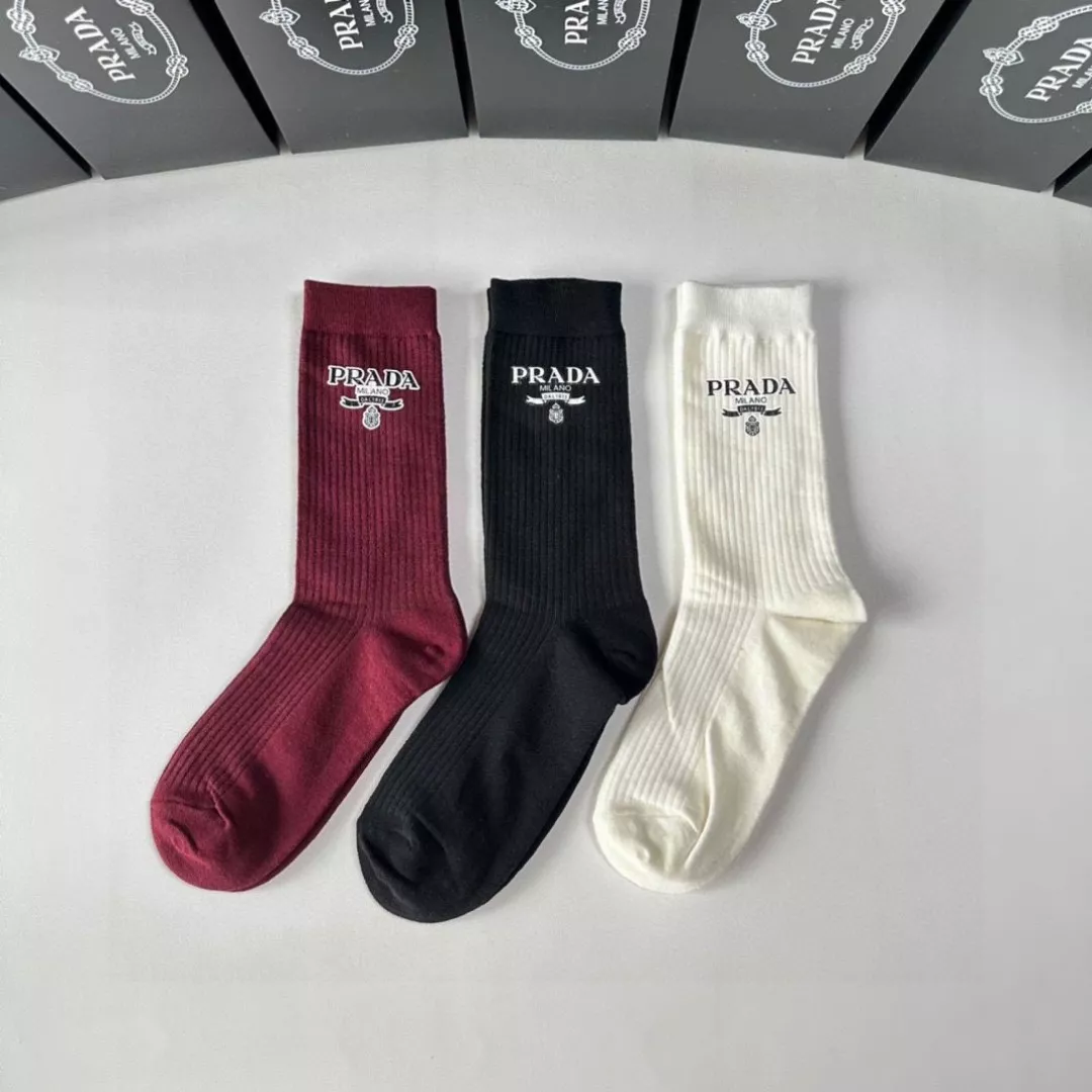 Elegant 9933 Prada Socks