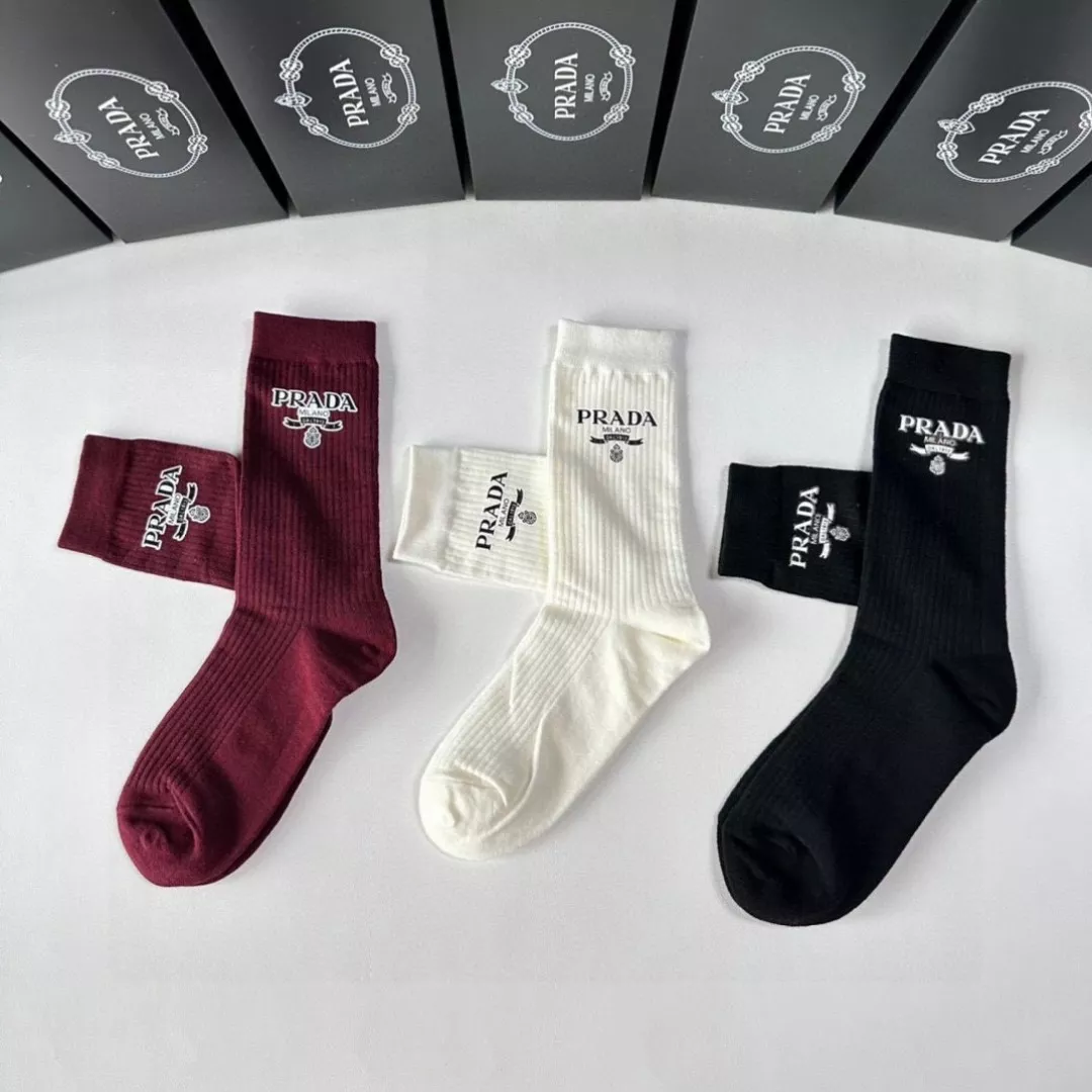 Elegant 9933 Prada Socks