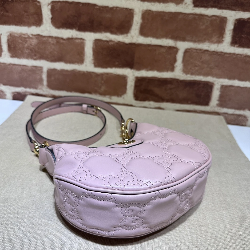 EyeCatching 1011 Gucci AAA Quality Messenger Bags For Women