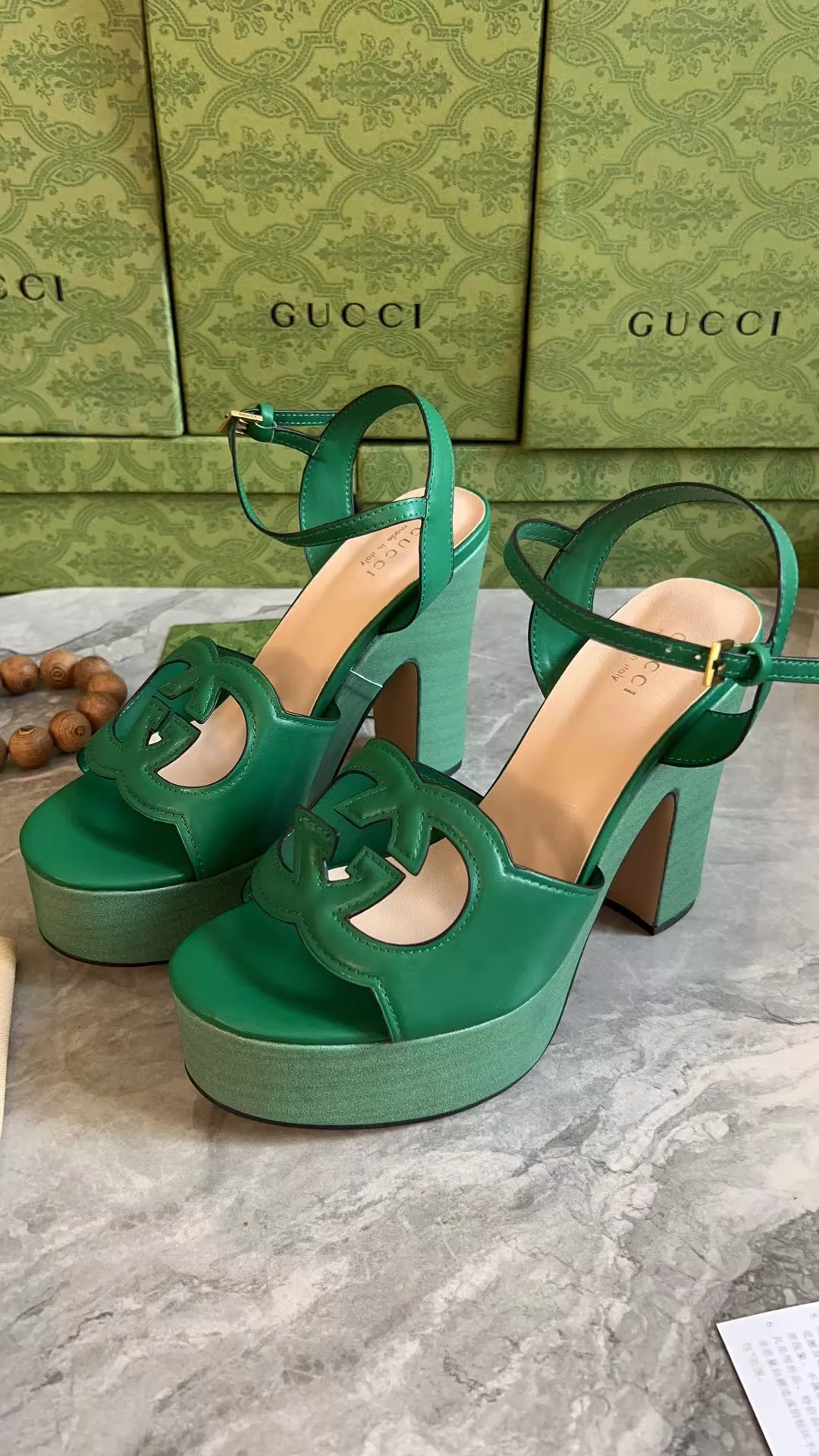 EyeCatching 1067 Gucci Sandal For Women