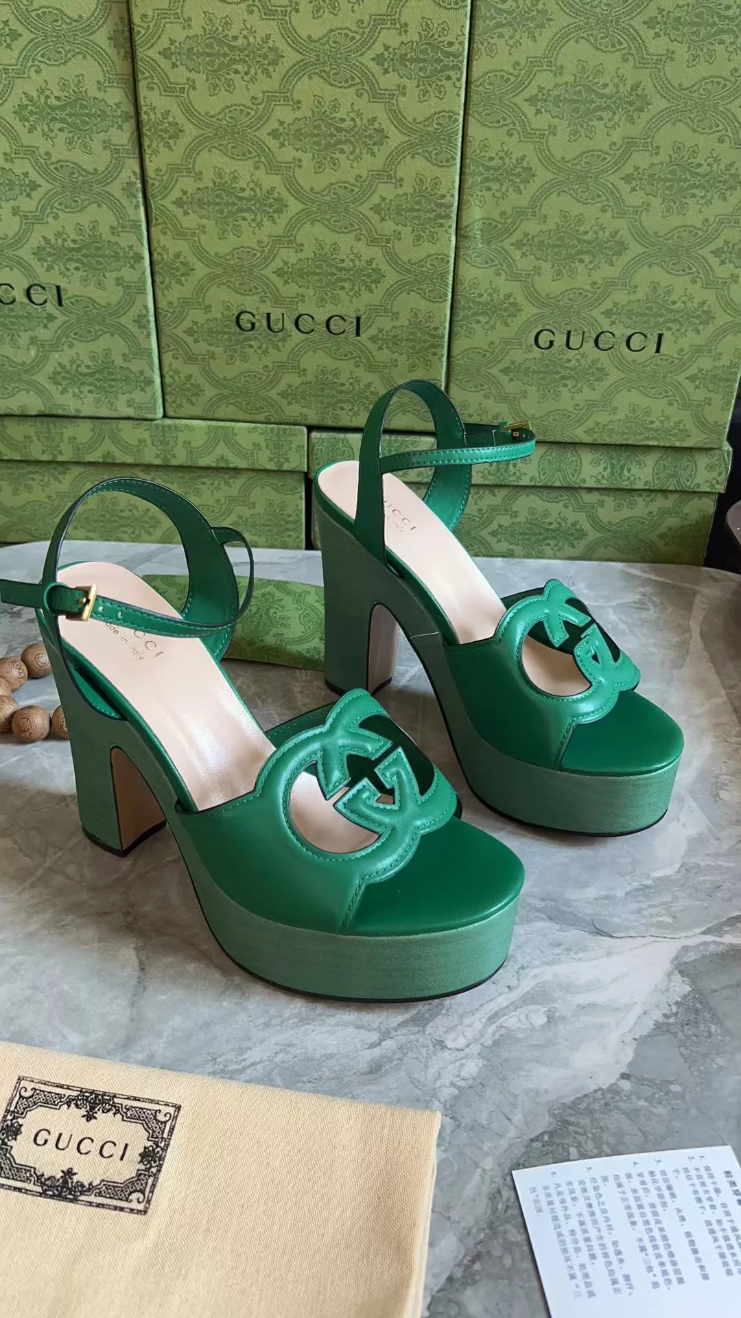 EyeCatching 1067 Gucci Sandal For Women