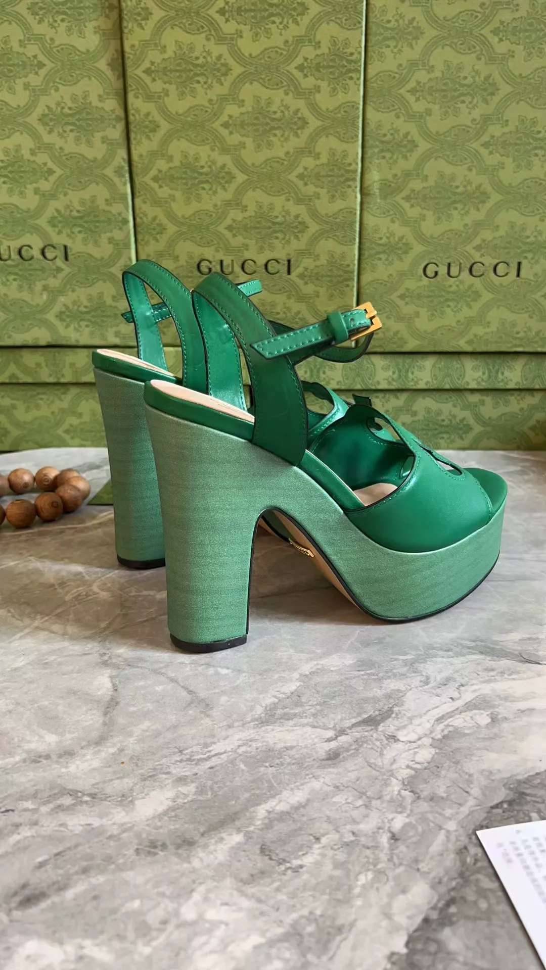 EyeCatching 1067 Gucci Sandal For Women