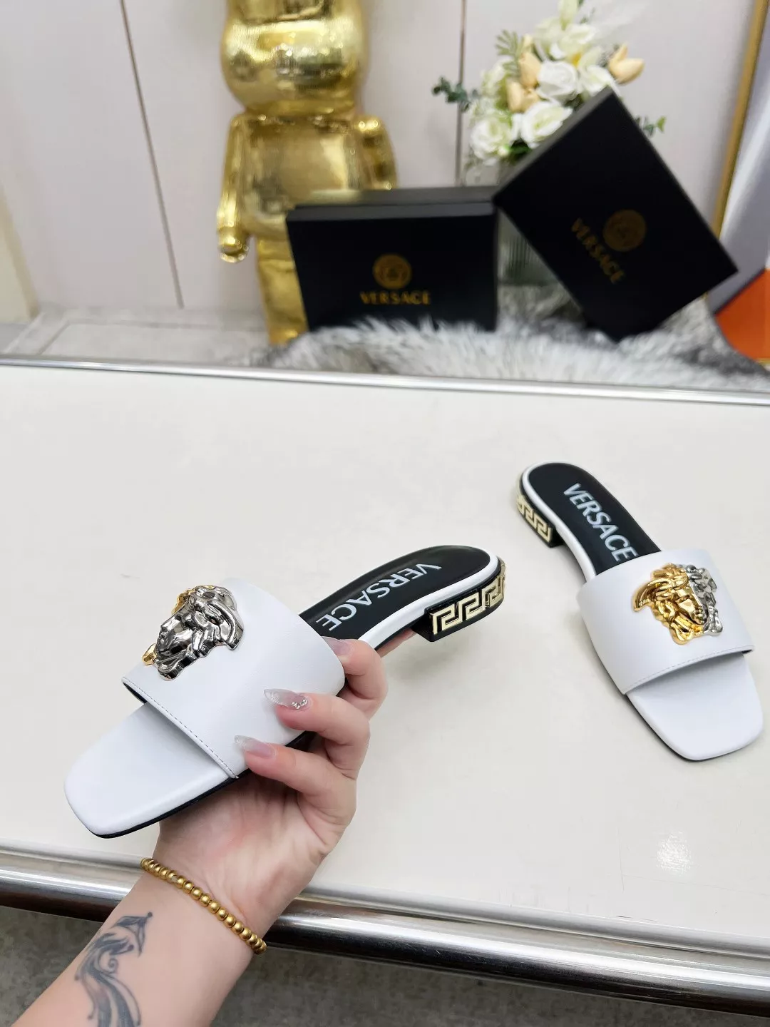EyeCatching 1180 Versace Slippers For Women