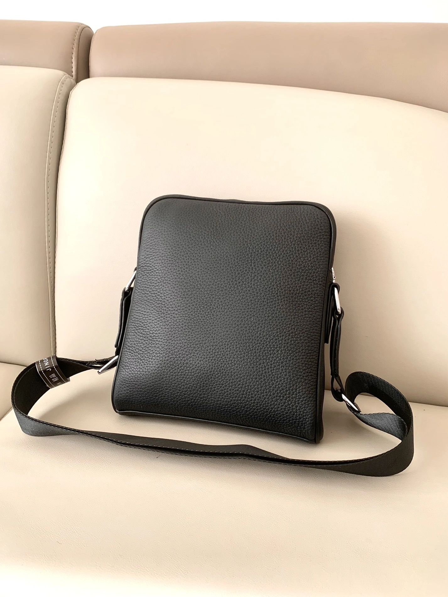 EyeCatching 1290 Gucci AAA Man Messenger Bags