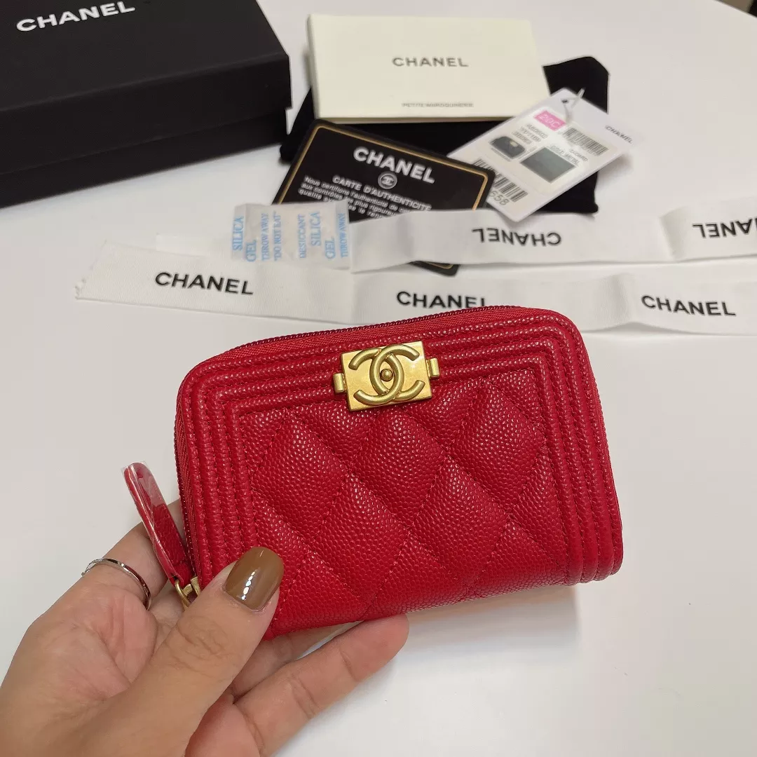 EyeCatching 1337 Chanel Card Case