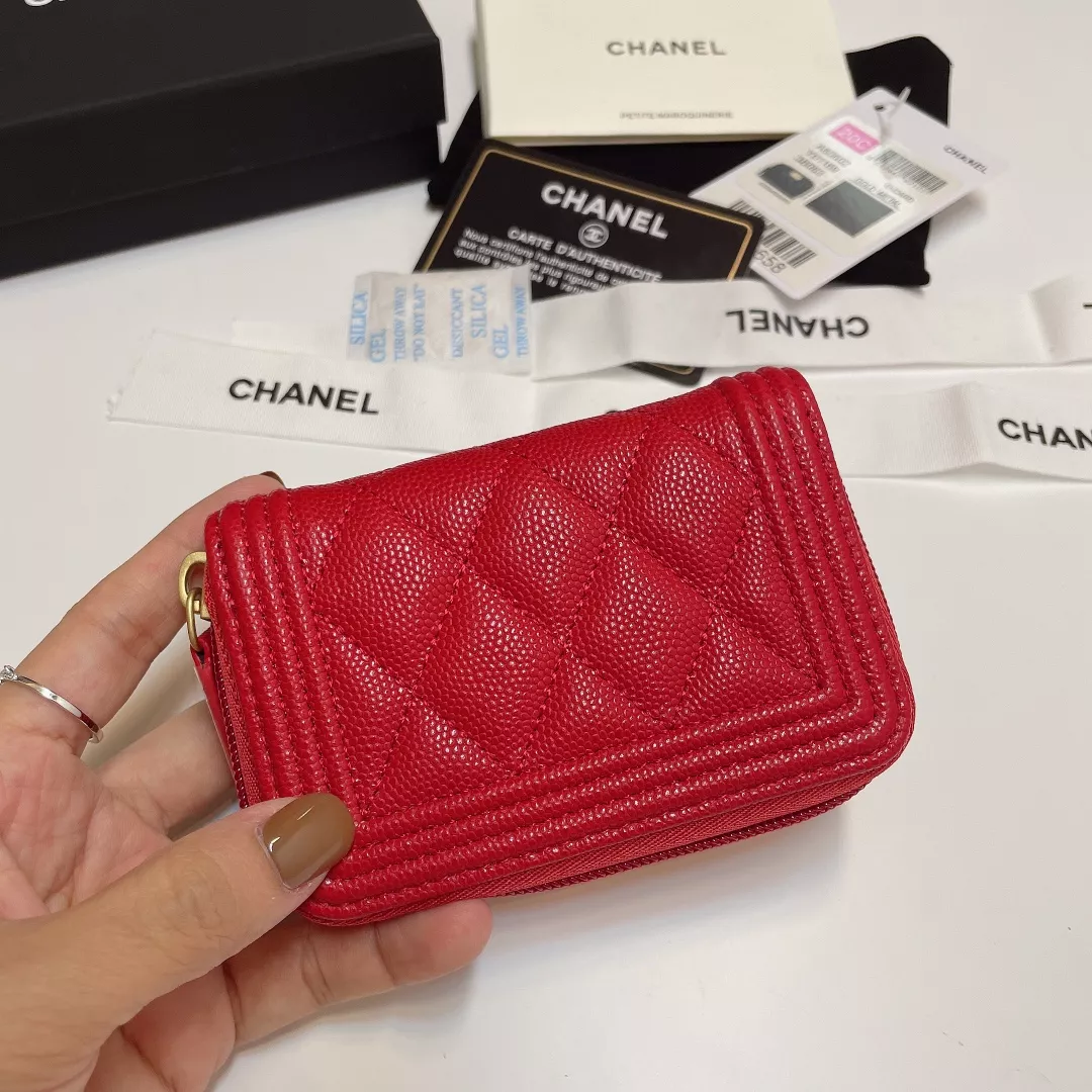 EyeCatching 1337 Chanel Card Case