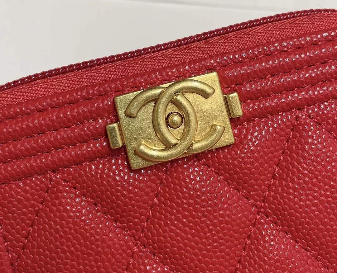 EyeCatching 1337 Chanel Card Case