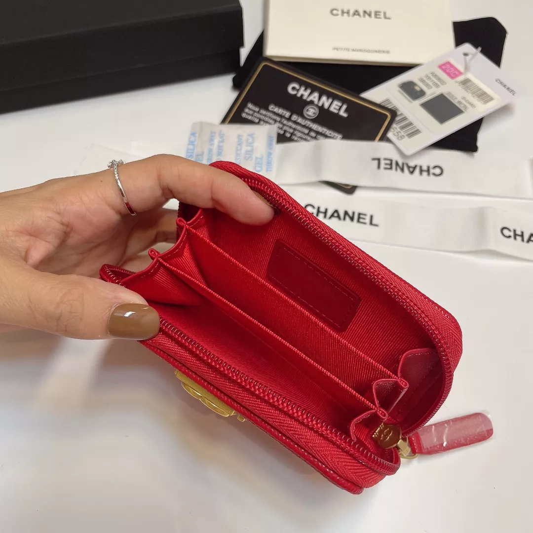EyeCatching 1337 Chanel Card Case