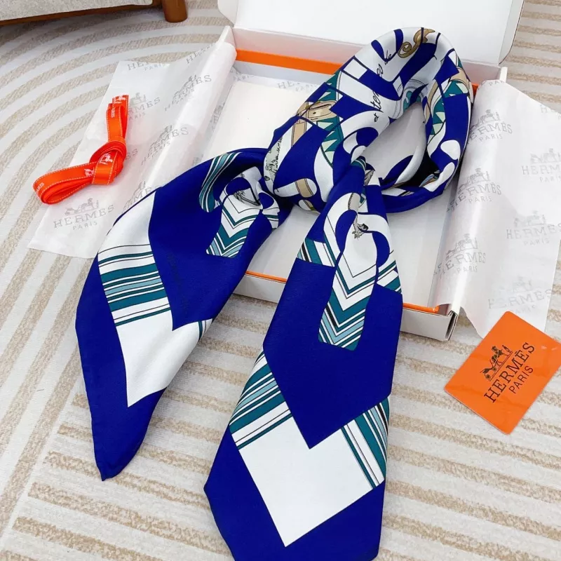 EyeCatching 1392 Hermes Silk Squares