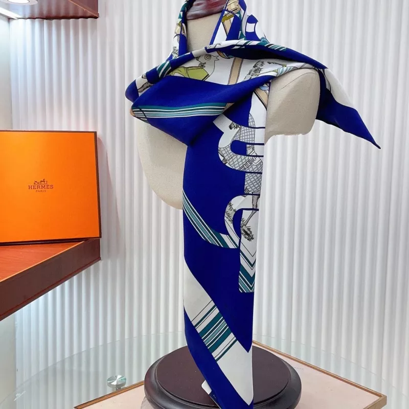 EyeCatching 1392 Hermes Silk Squares