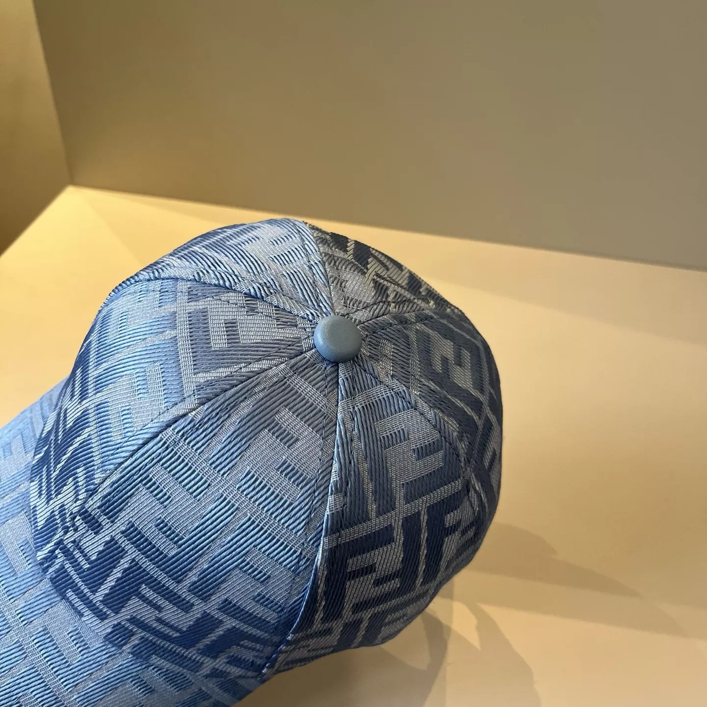 EyeCatching 1497 Fendi Caps
