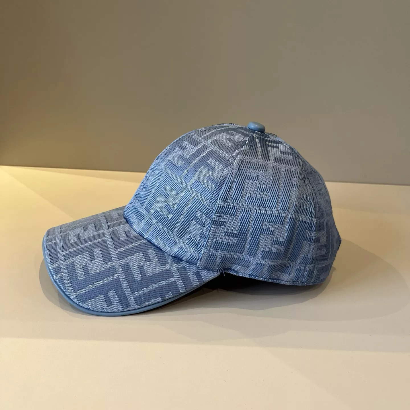 EyeCatching 1497 Fendi Caps