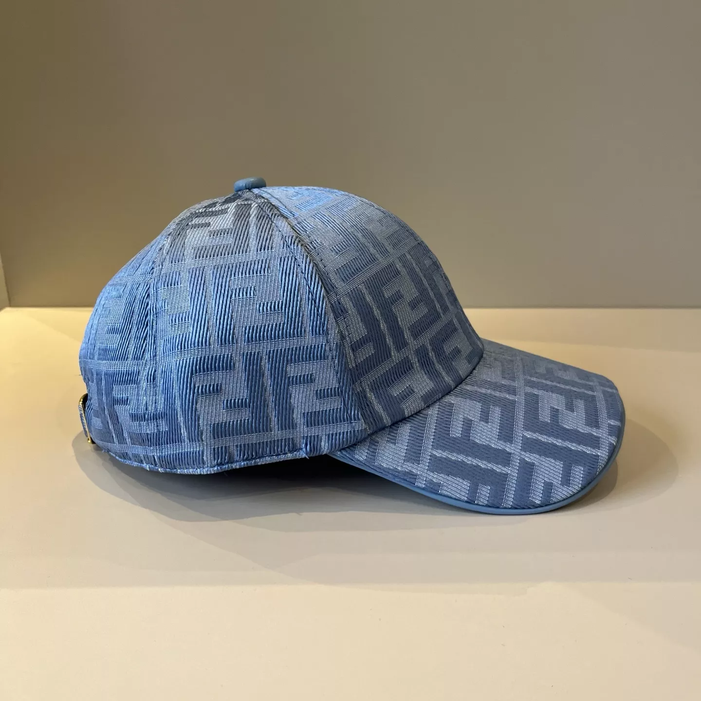EyeCatching 1497 Fendi Caps