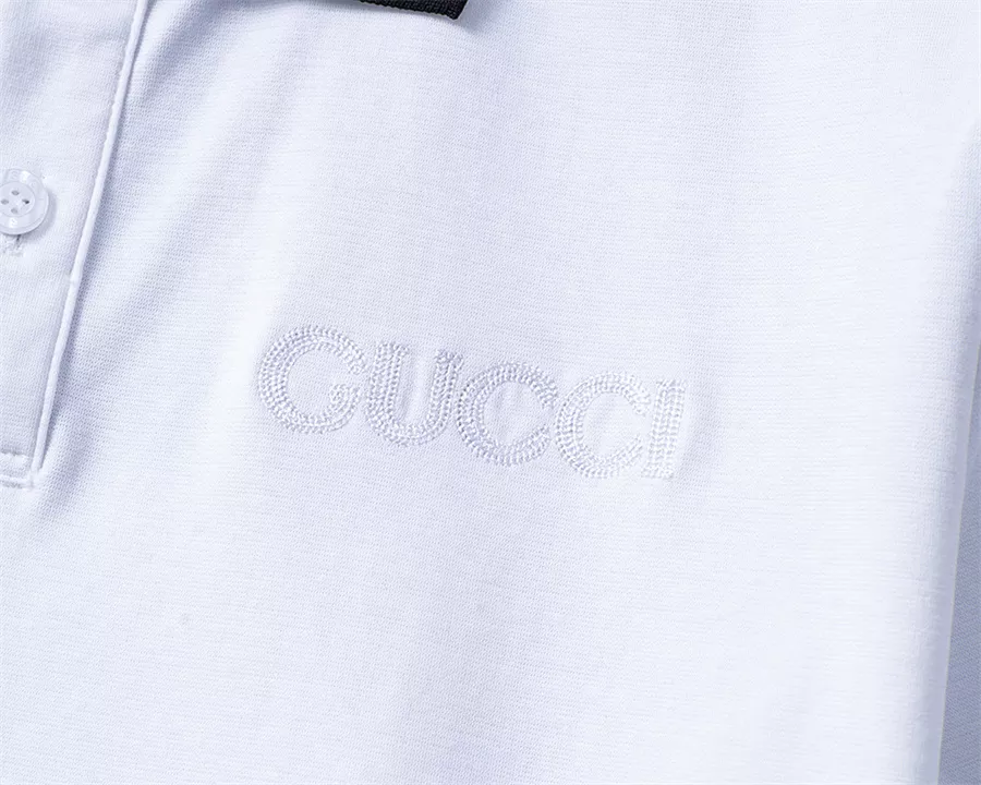 EyeCatching 1807 Gucci Tracksuits Short Sleeved For Men