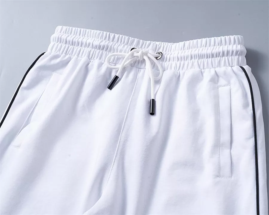 EyeCatching 1807 Gucci Tracksuits Short Sleeved For Men
