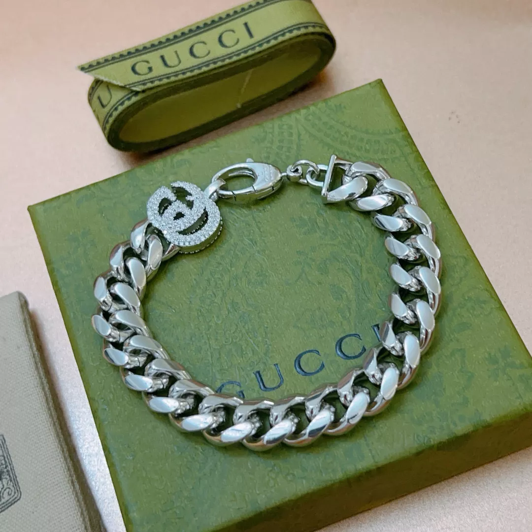 EyeCatching 1825 Gucci Bracelets