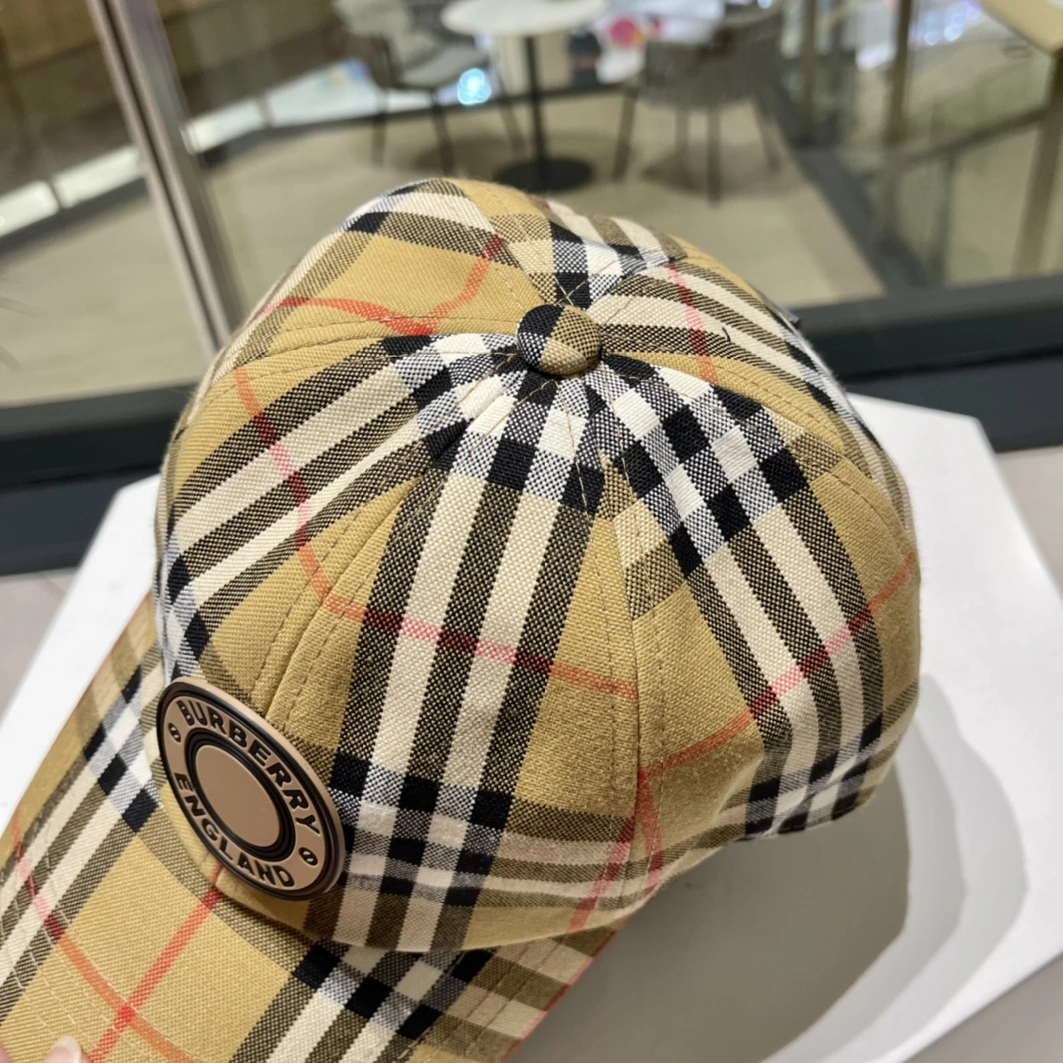 EyeCatching 1833 Burberry Caps