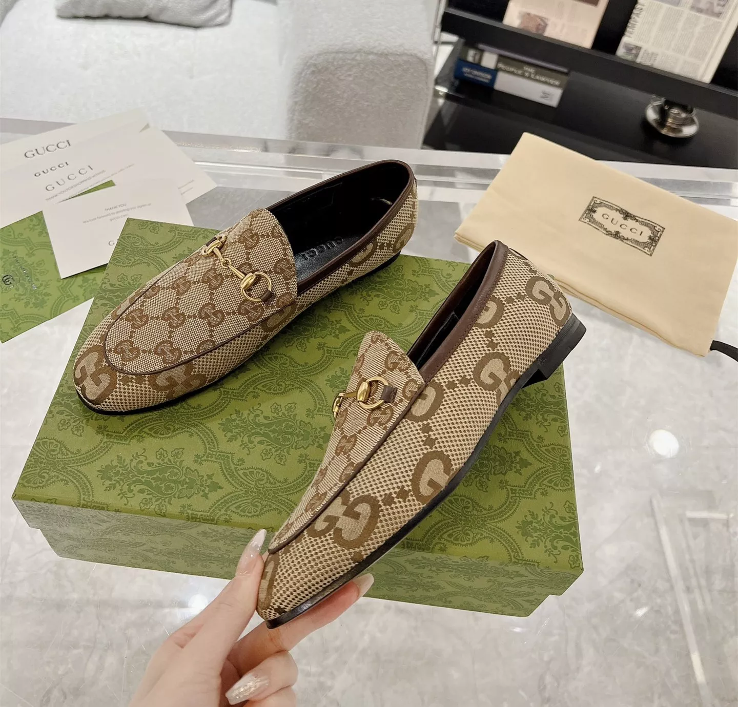 EyeCatching 1955 Gucci Oxfords Shoes For Women