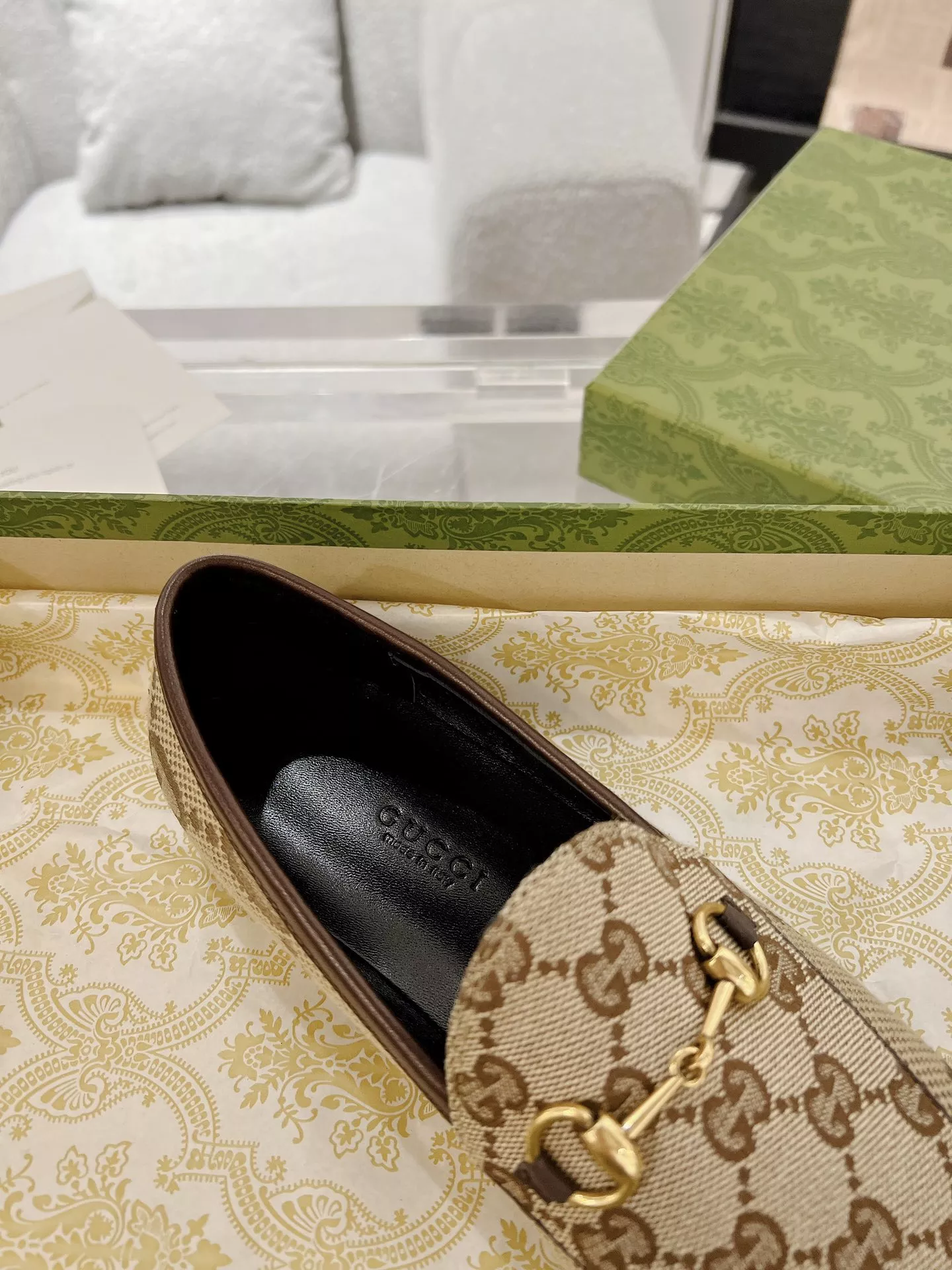 EyeCatching 1955 Gucci Oxfords Shoes For Women