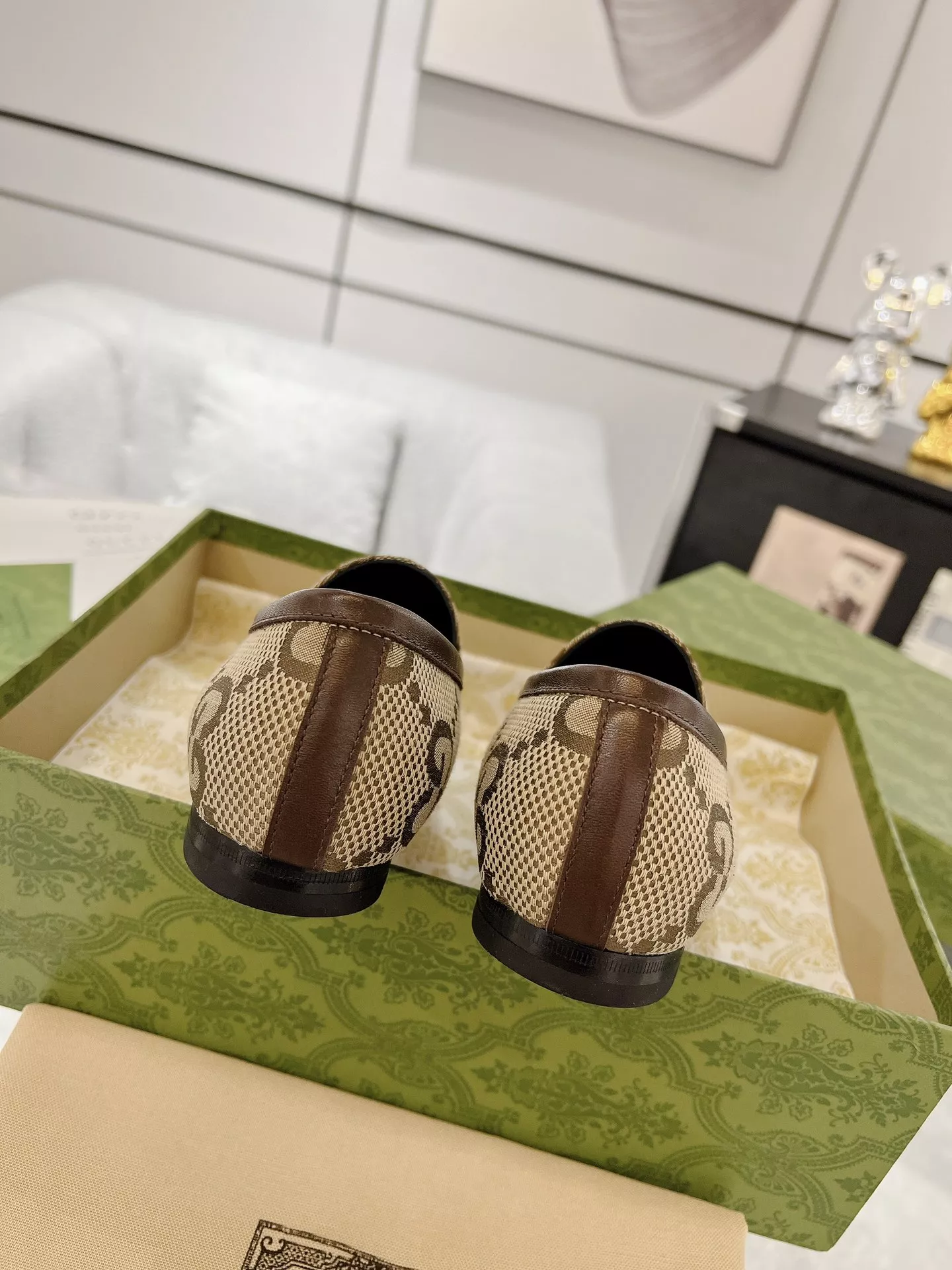 EyeCatching 1955 Gucci Oxfords Shoes For Women
