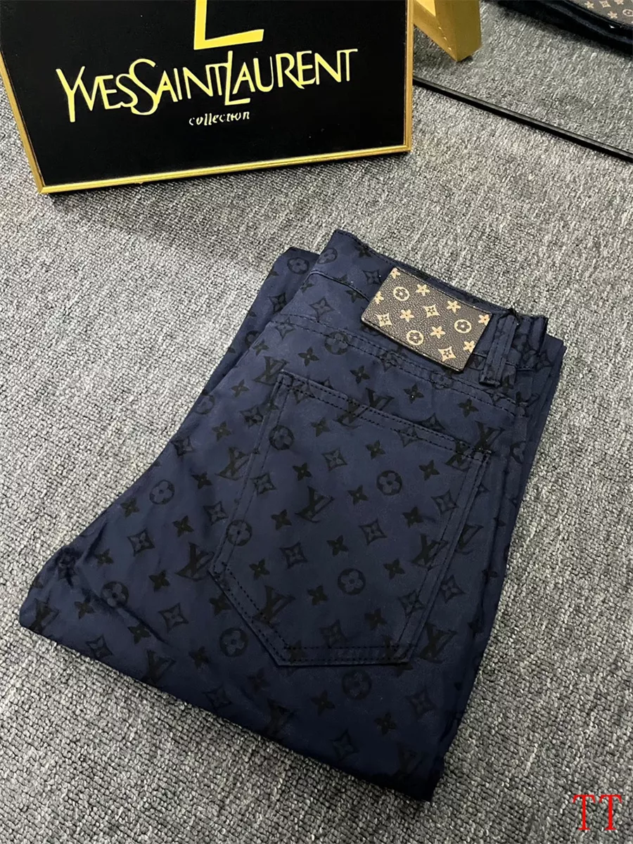 EyeCatching 2014 Louis Vuitton LV Jeans For Men