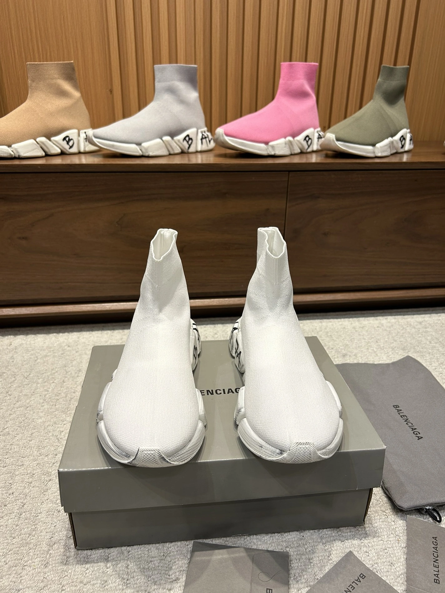 EyeCatching 2394 Balenciaga Boots For Women