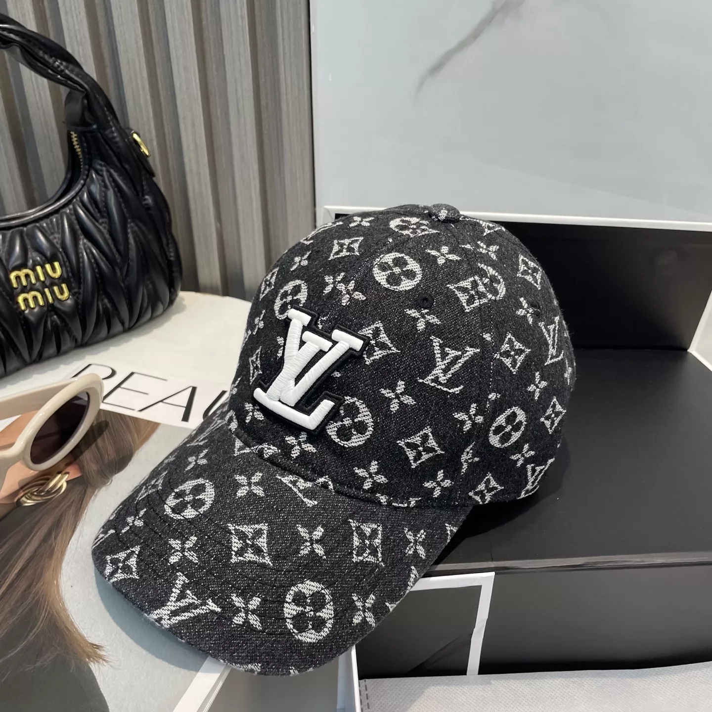 EyeCatching 2466 Louis Vuitton LV Caps