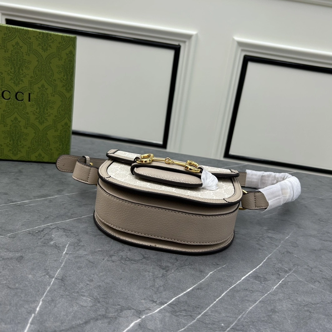 EyeCatching 2889 Gucci AAA Quality Messenger Bags For Women