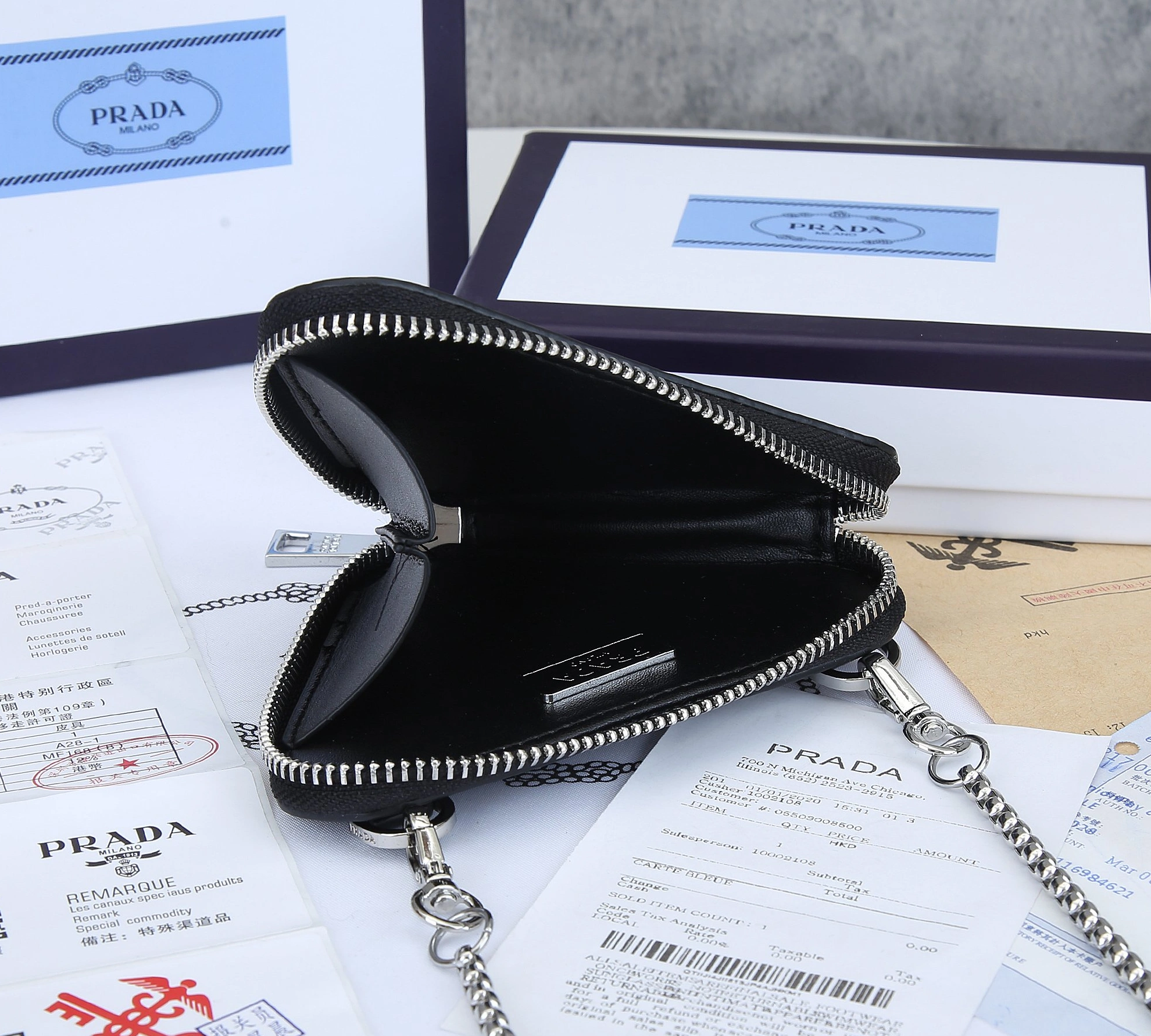EyeCatching 2915 Prada AAA Quality Wallets For Women