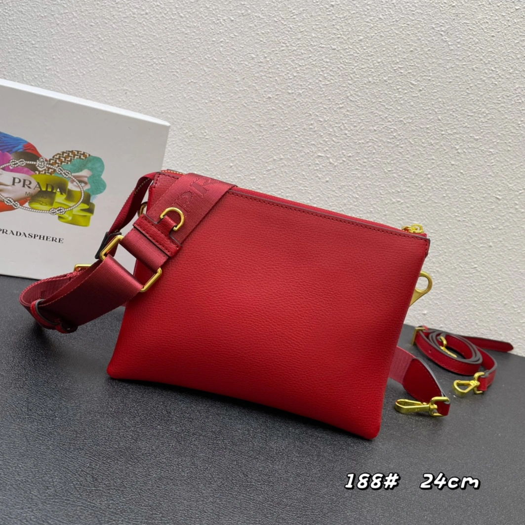 EyeCatching 3034 Prada AAA Quality Messenger Bags For Women