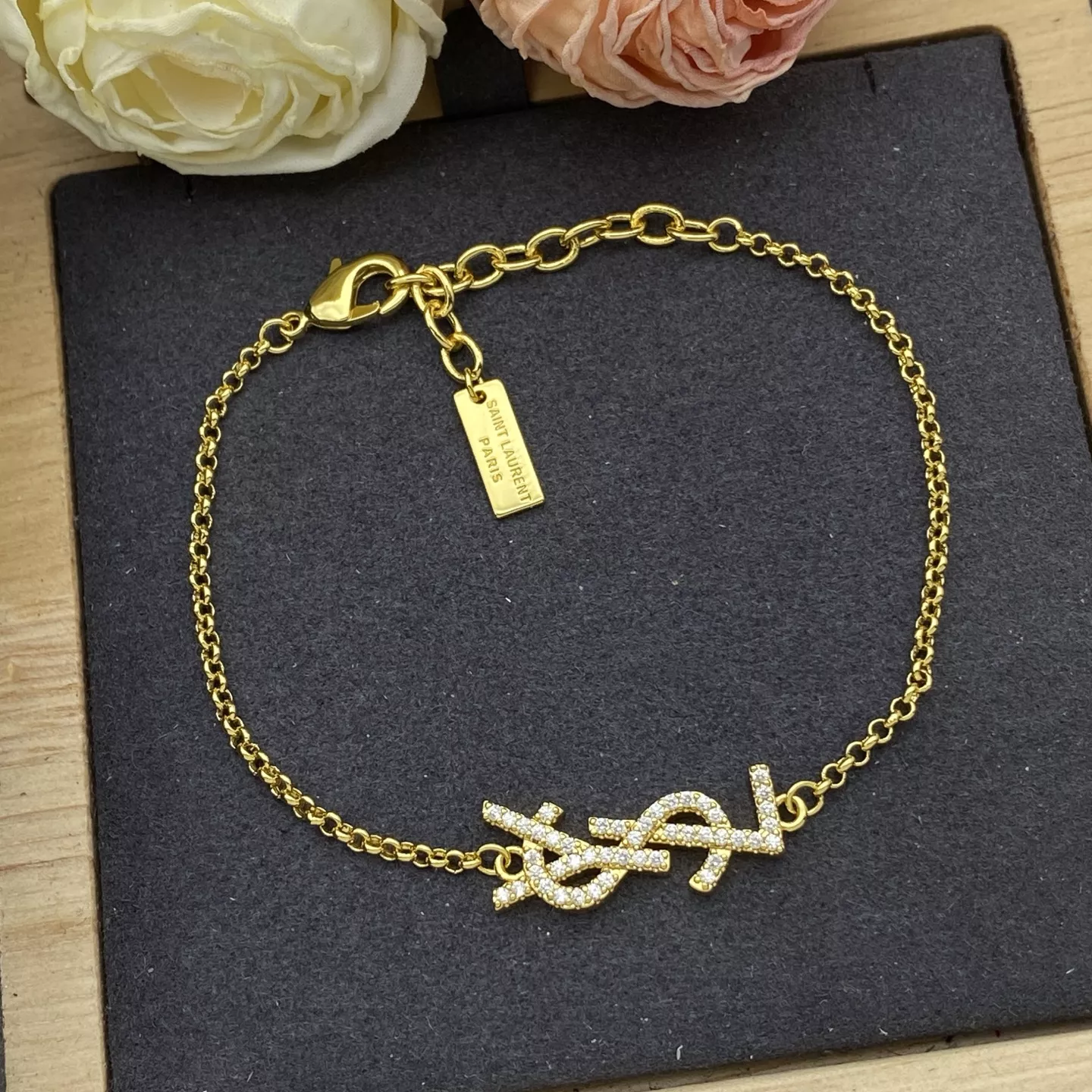 EyeCatching 3088 Yves Saint Laurent YSL Bracelets