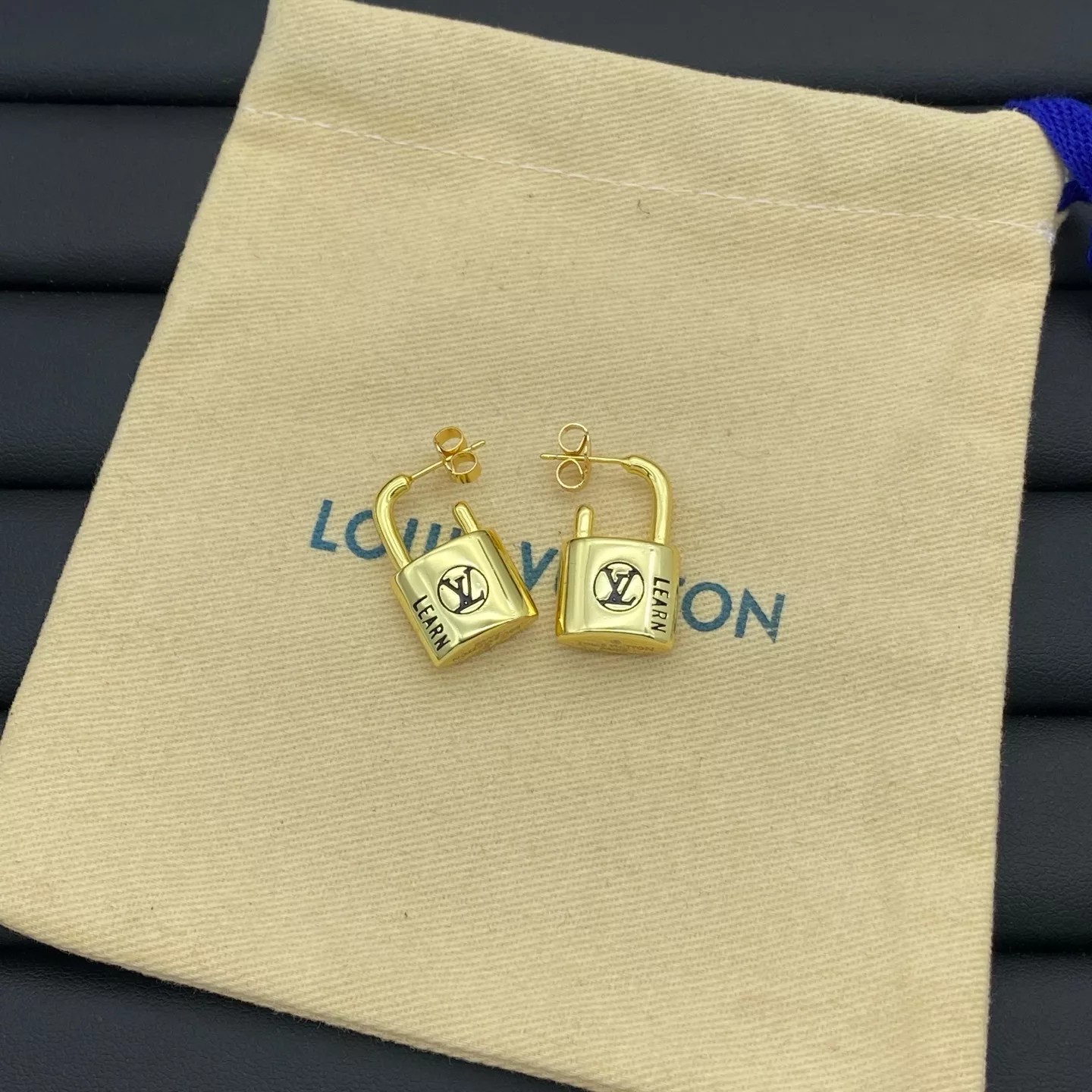 EyeCatching 3185 Louis Vuitton Earrings For Women