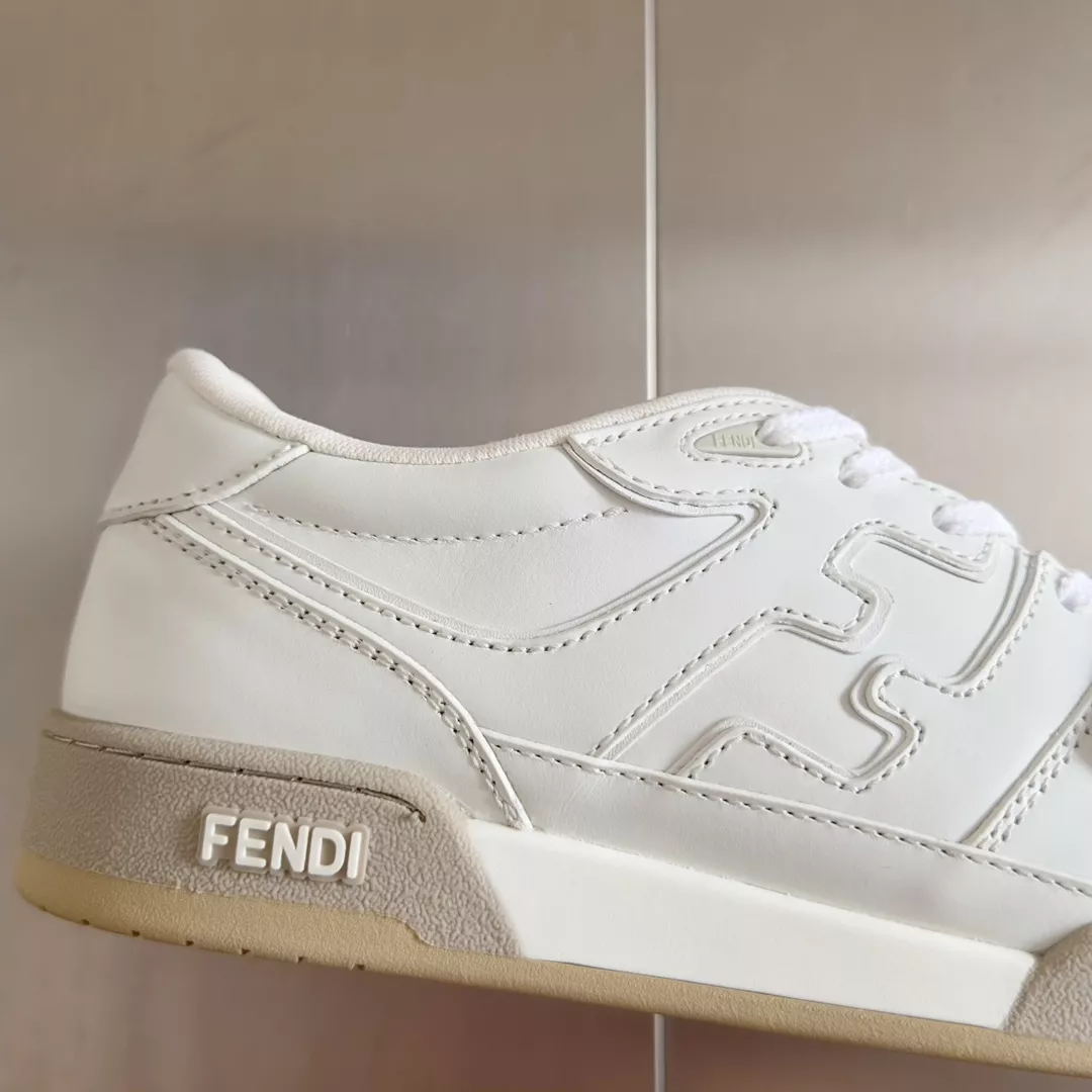 EyeCatching 3285 Fendi Casual Shoes For Women