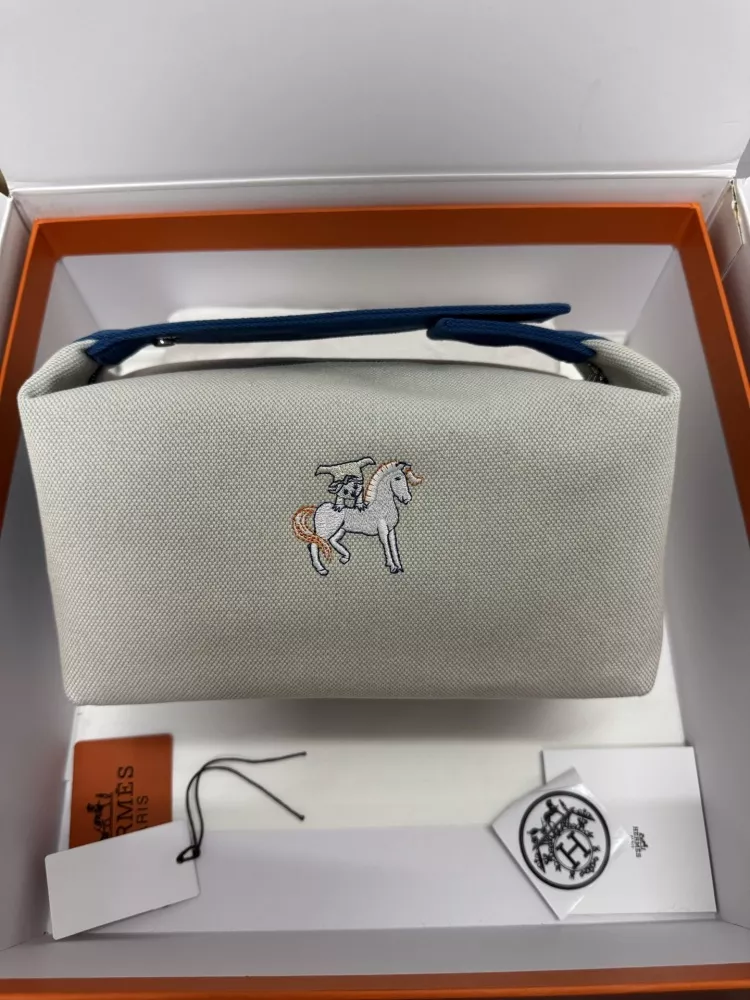 EyeCatching 3450 Hermes AAA Quality Handbags For Women