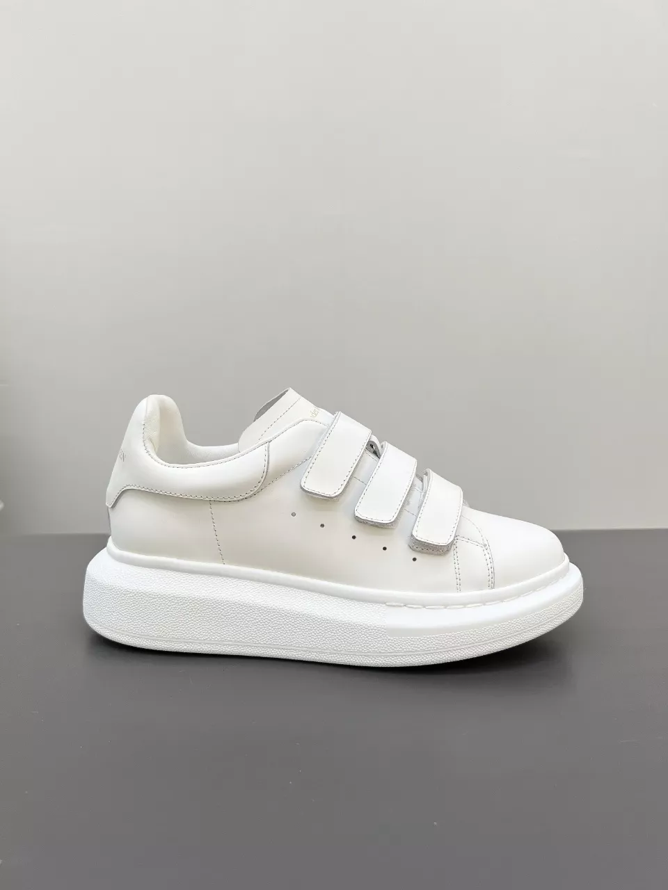 EyeCatching 346 Alexander McQueen Casual Shoes For Men