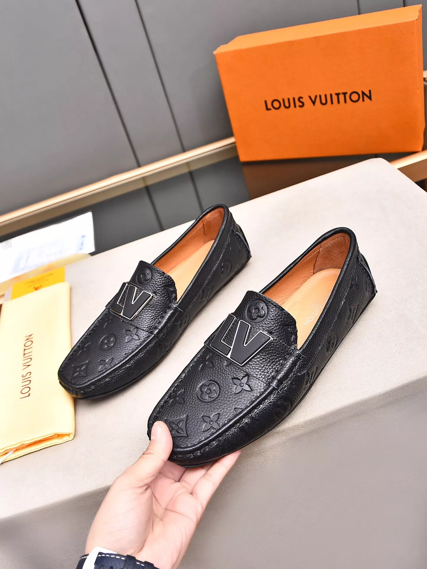 EyeCatching 3477 Louis Vuitton LV Oxfords Shoes For Men