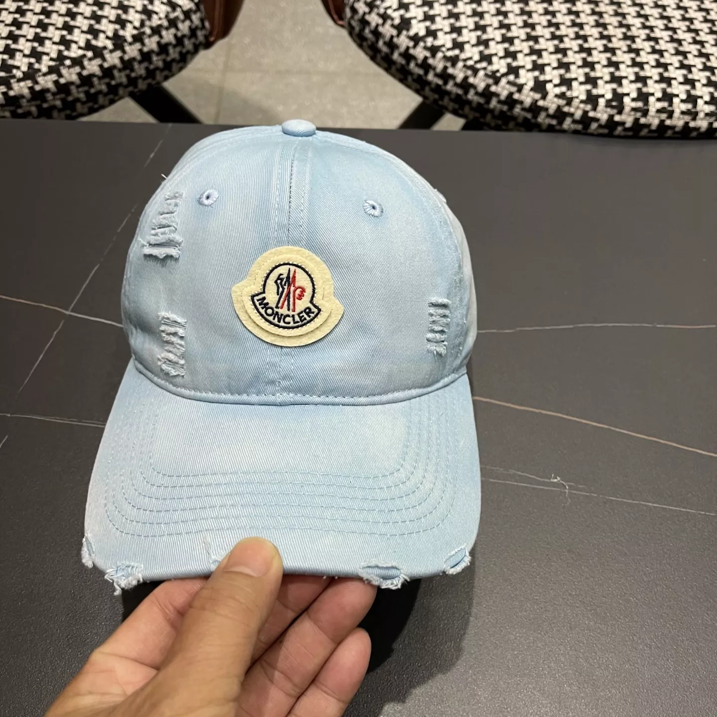 EyeCatching 3482 Moncler Caps