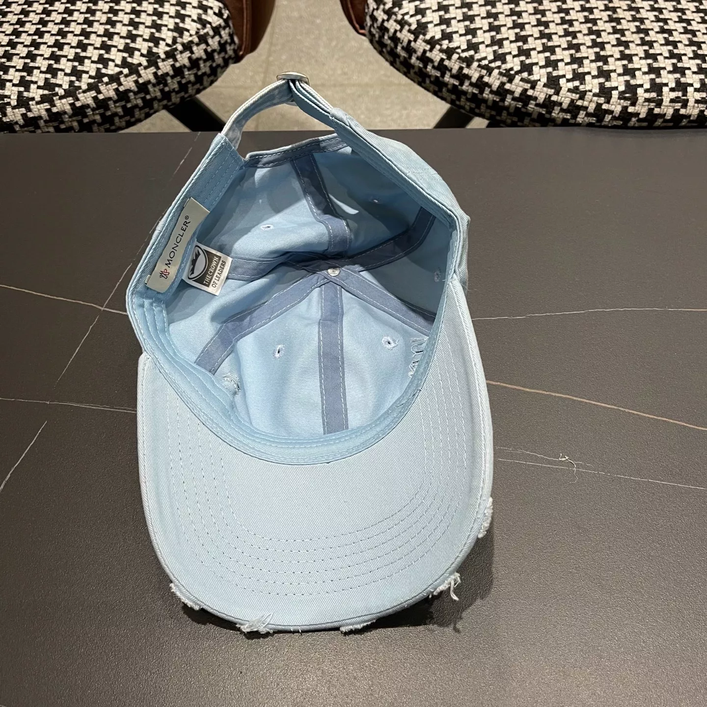 EyeCatching 3482 Moncler Caps